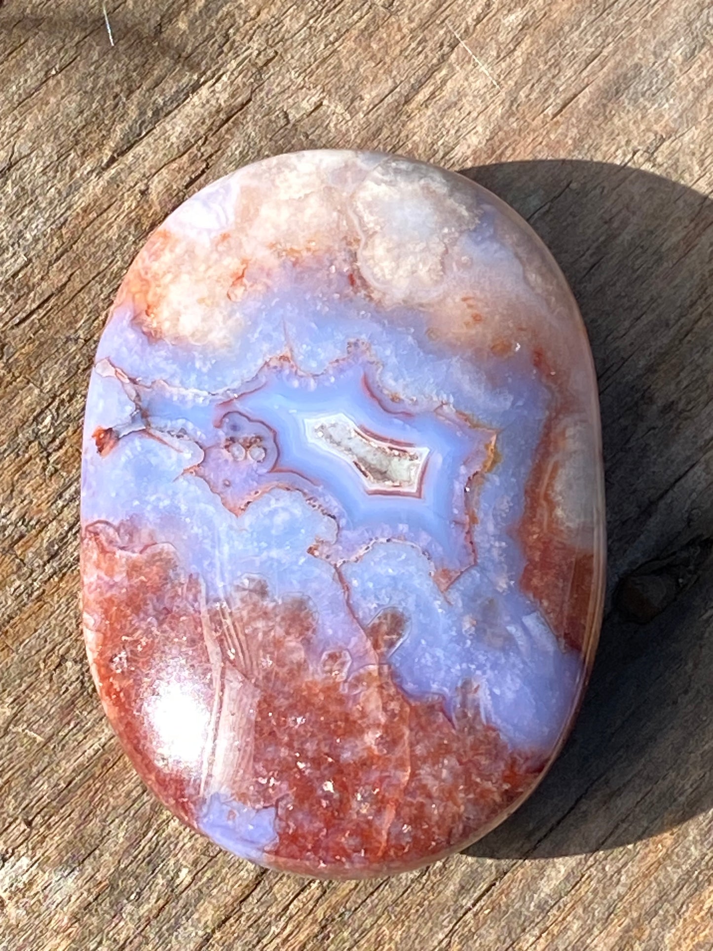 Beaitiful Blue Flower Agate Palm Stone